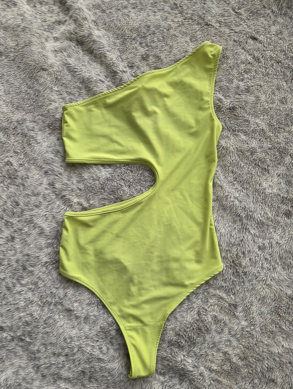 ✨ L'Academie Lime Green One-Shoulder Cutout Bodysuit ✨